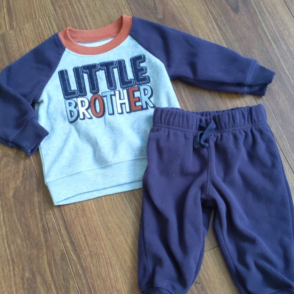 👶2 piece sweat suit for little brother